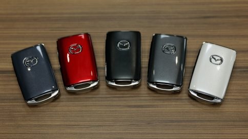 Mazda リモートキー 黒 本革 スマートキーケース マツダ用 CX-8 CX-60 CX-5 CX-30 MX-30